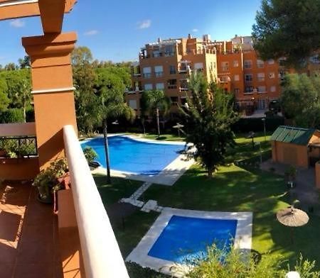 Gatu Premium Atico Sotavento Playa, Parking, Terraza, Piscinas, Wifi Y Aire Acc , " Preferente Mayores De 25 Anos Y Familias " El Puerto de Santa María Exteriér fotografie